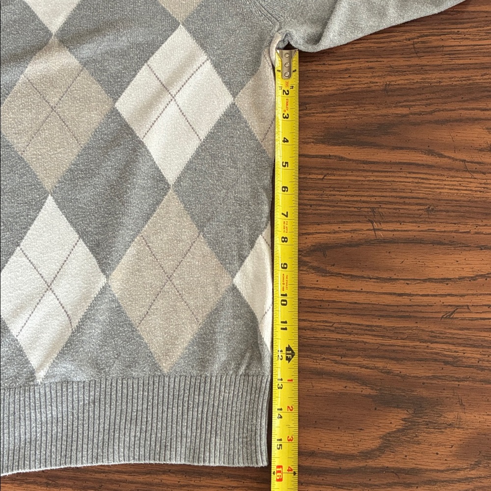 11:01 - 3/$25 Bundle Only Merona Argyle Sweater - Picture 8 of 13